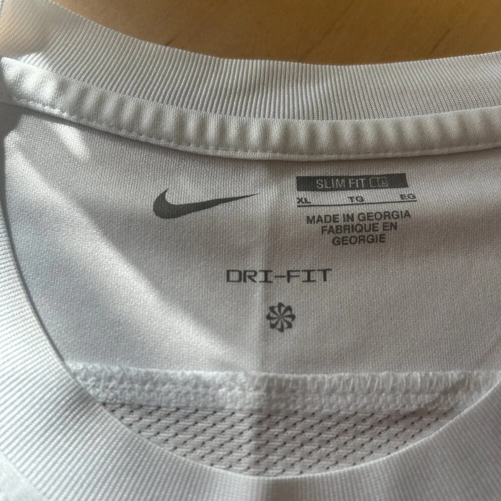 The Concept Club Nike Drifit Soccer Jersey Size XL - Picture 5 of 5